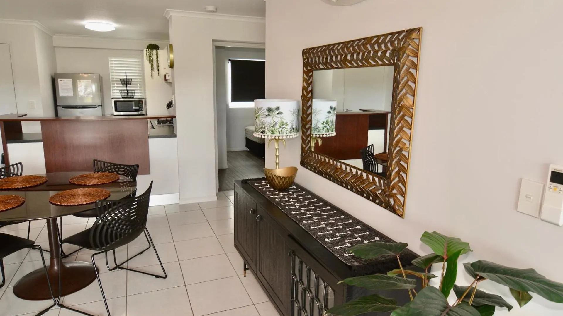 City Stadium 2 Townsville Apartment